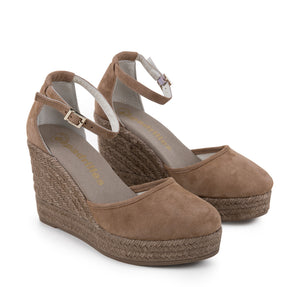 115586930490 (1).jpg